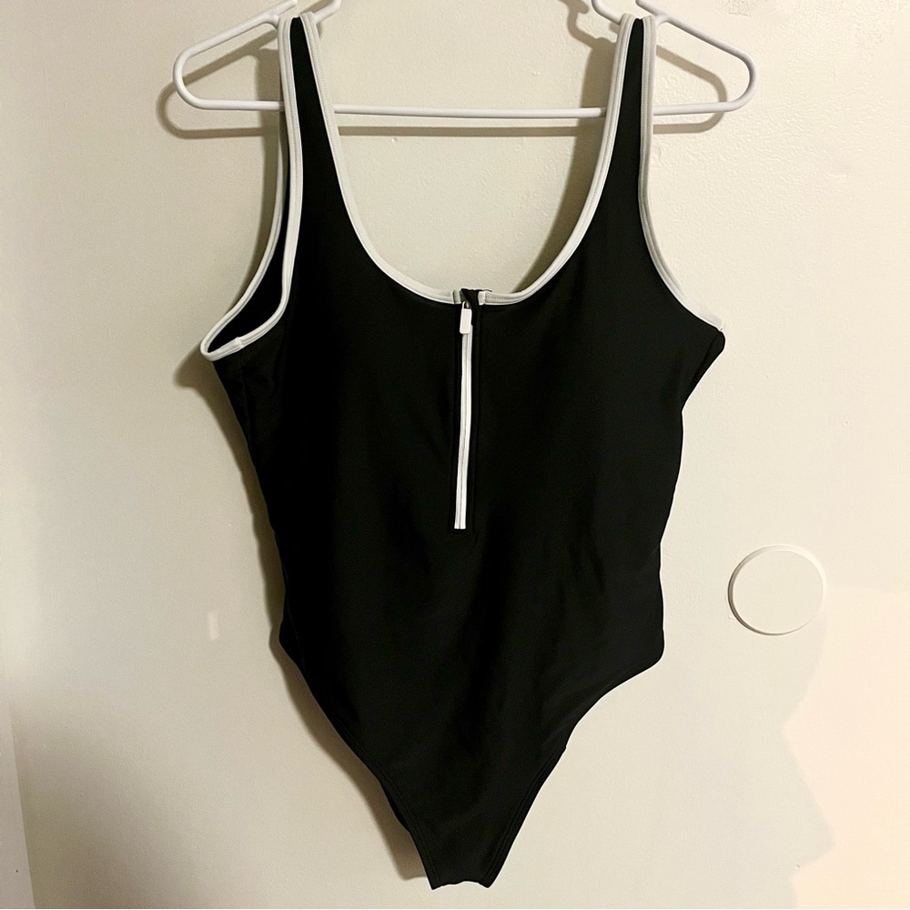 Old Navy Black and White One Piece Swimsuit